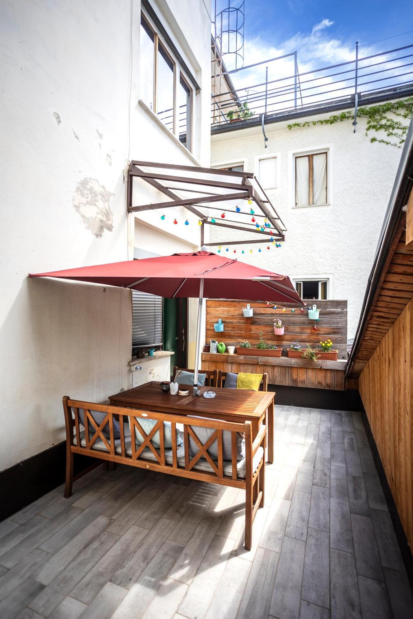 Cozy Apartment In Heart Of Maribor / Big Terrace Exterior photo